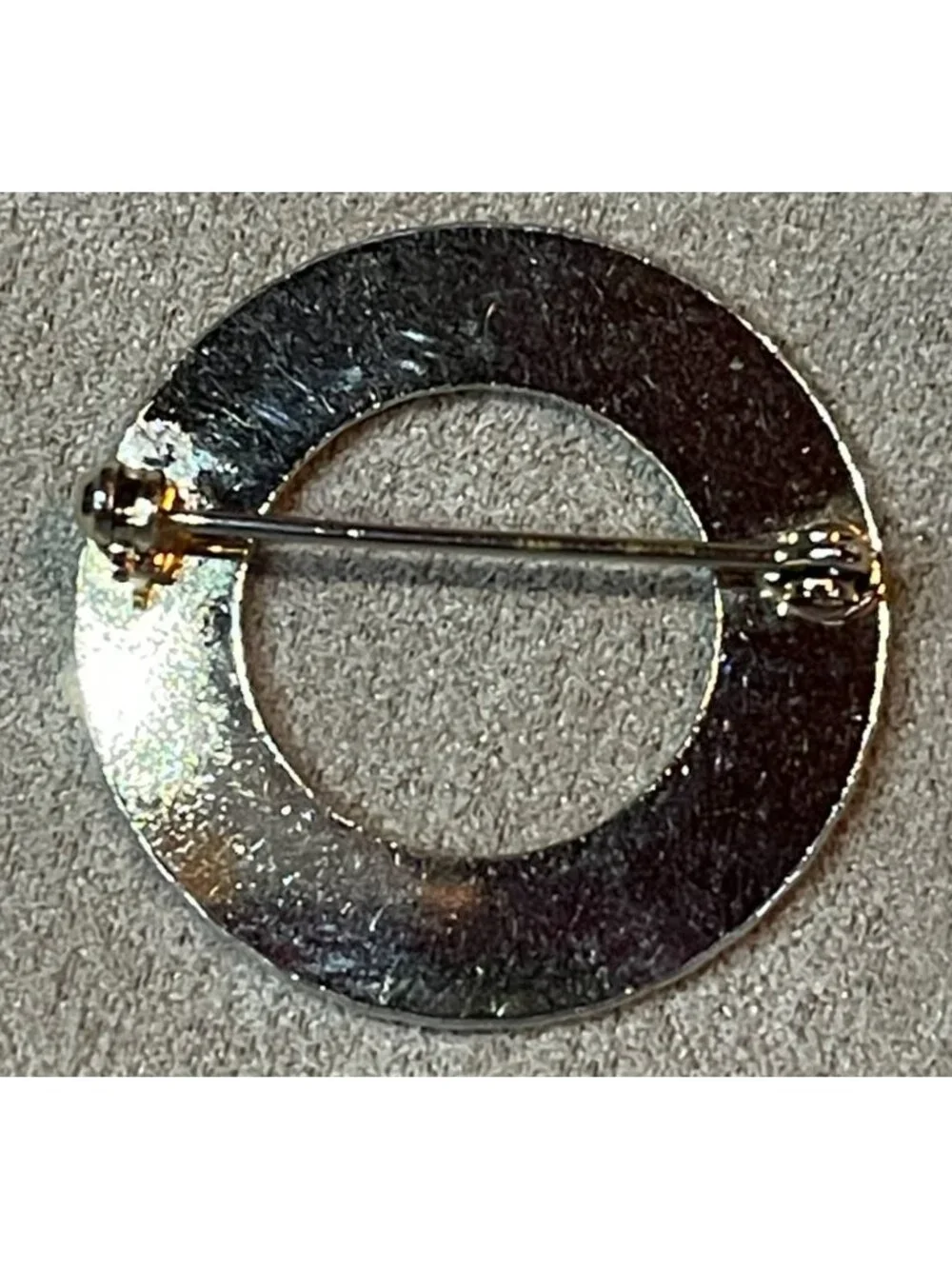 Vintage Silver Tone Circle Brooch Pin Textured Concentric Wreath Etched MCM Retr